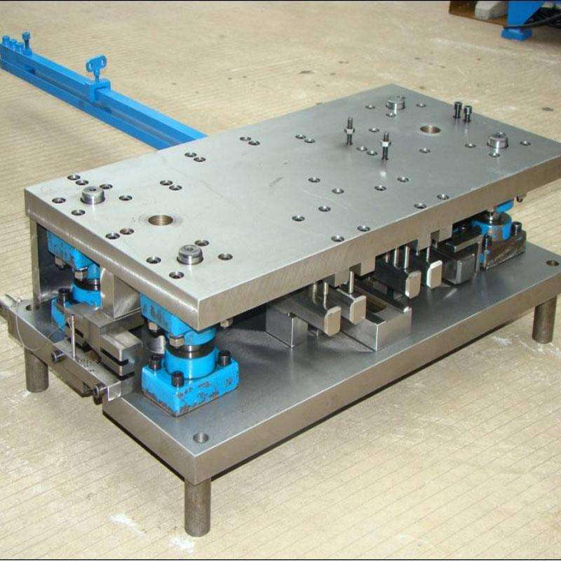 沖壓模具分類與行業(yè)術(shù)語(yǔ)，基礎(chǔ)要了解！